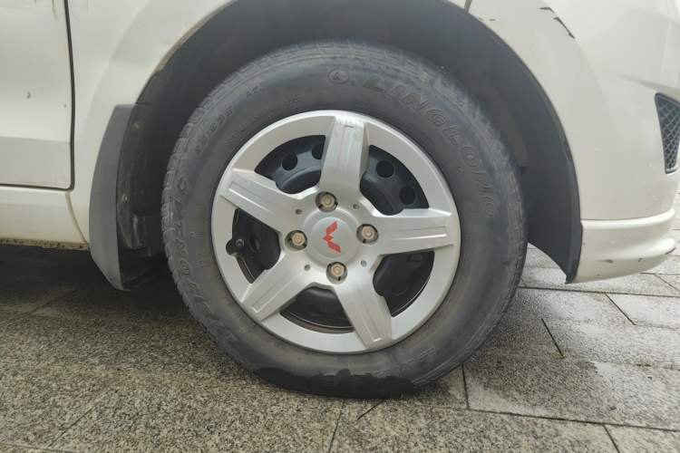 Used Wuling Hongguang 2019 1.5L S Base Version L2B Exterior 7