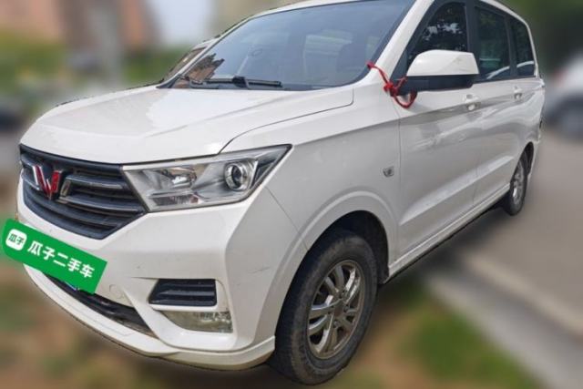 Used Wuling Hongguang 2019 1.5L S Comfort Edition China VI LAR