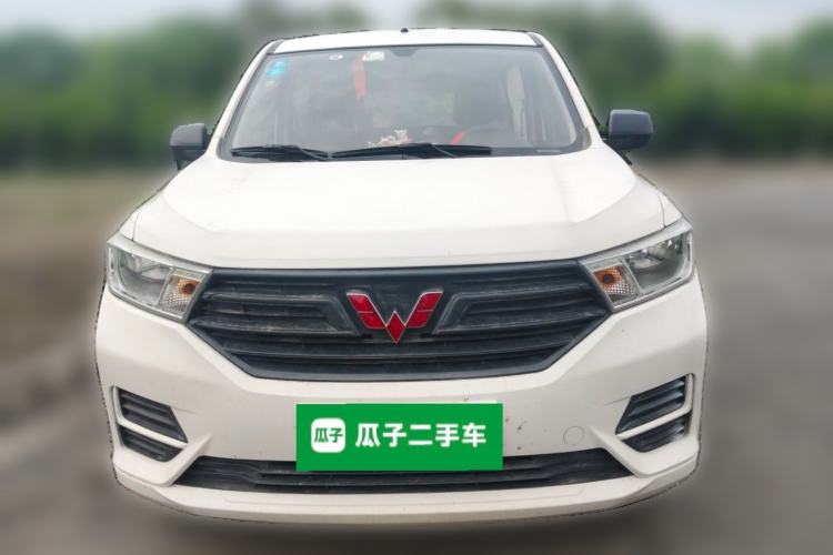Used Wuling Hongguang 2019 1.5L S Basic Version China VI Standard LAR Front