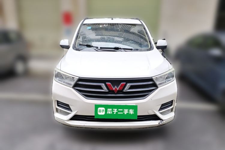 Used Wuling Hongguang 2019 1.5L S Basic Version China VI Standard LAR Front
