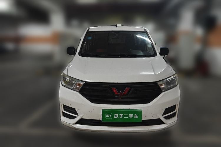 Used Wuling Hongguang 2019 1.5L S Basic Version China VI Standard LAR Front