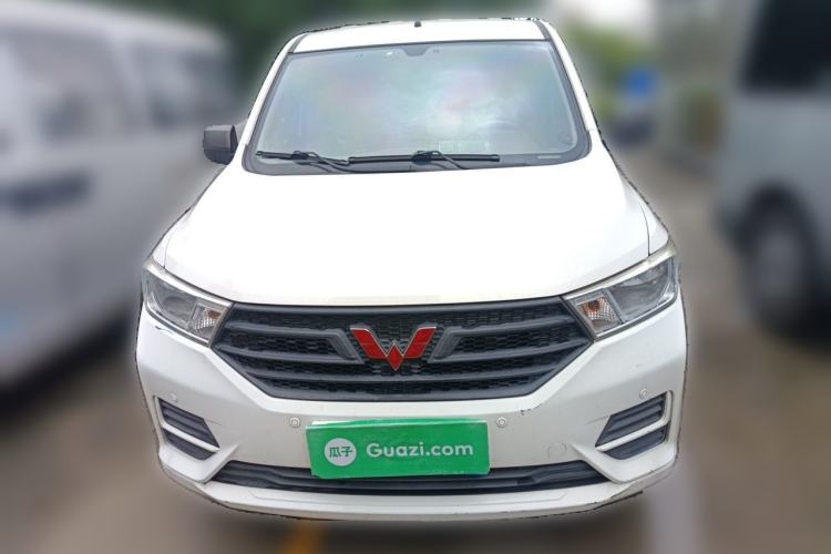Used Wuling Hongguang 2019 1.5L S Basic Version China VI Standard LAR Front