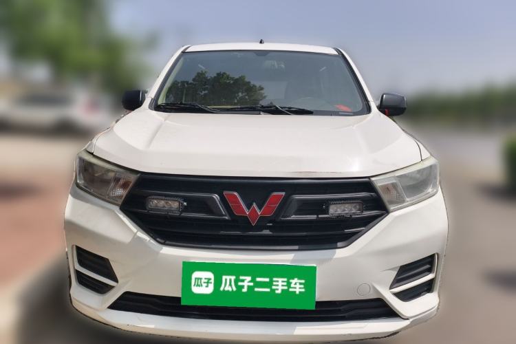 Used Wuling Hongguang 2019 1.5L S Basic Version China VI Standard LAR Front