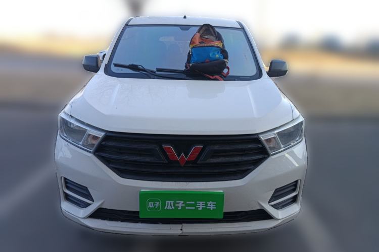 Used Wuling Hongguang 2019 1.5L S Basic Version China VI Standard LAR Front