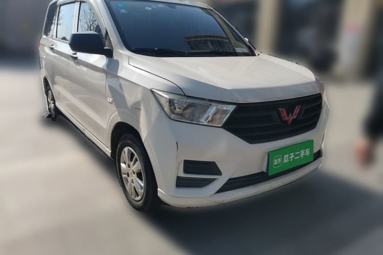 Used Wuling Hongguang 2019 1.5L S Base Version L2B Front Right 45 Deg