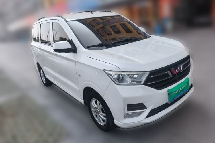 Used Wuling Hongguang 2019 1.5L S Standard Version China VI LAR Front Right 45 Deg