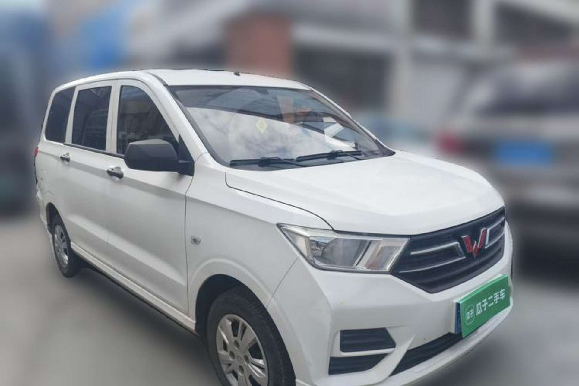 Used Wuling Hongguang 2019 1.5L S Basic Version China VI Standard LAR Front Right 45 Deg