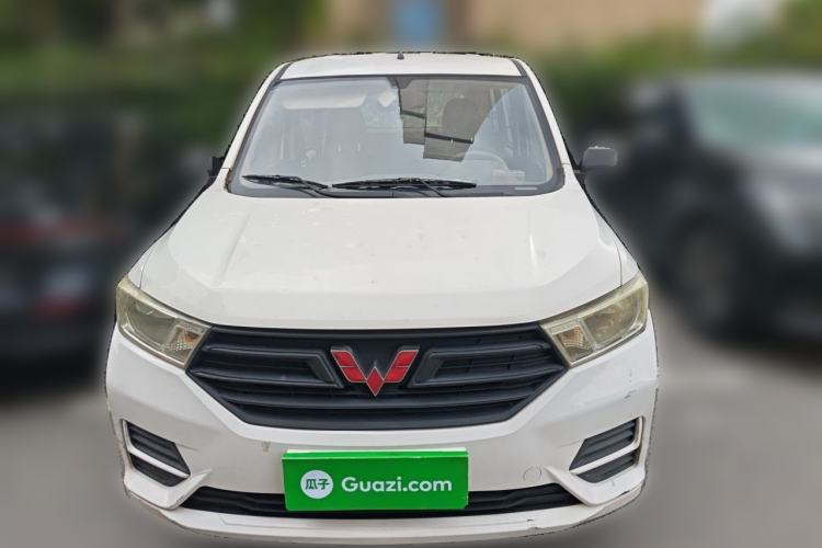 Used Wuling Hongguang 2019 1.5L S Basic Version China VI Standard LAR Front