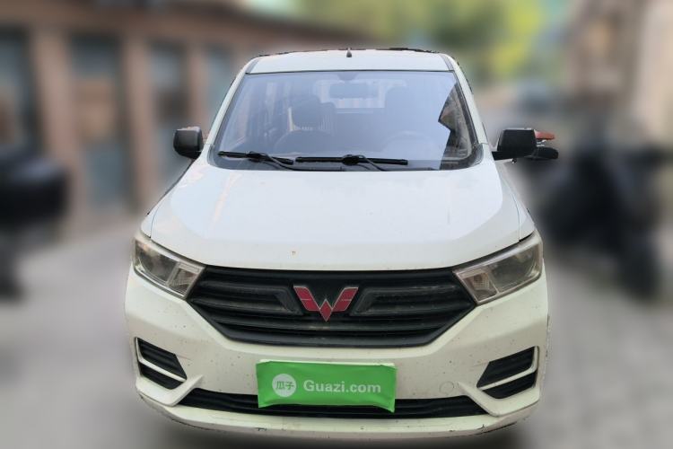 Used Wuling Hongguang 2019 1.5L S Basic Version China VI Standard LAR Front