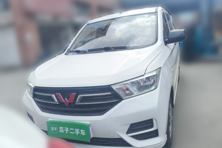 Used Wuling Hongguang 2019 1.5L S Basic Version China VI Standard LAR Front