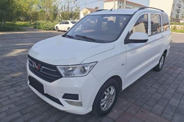 Used Wuling Hongguang 2019 1.5L S Standard Version China VI LAR