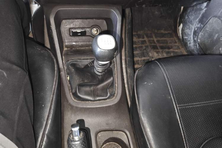 Used Wuling Hongguang 2019 1.5L S Comfort Edition China VI LAR Gear Lever