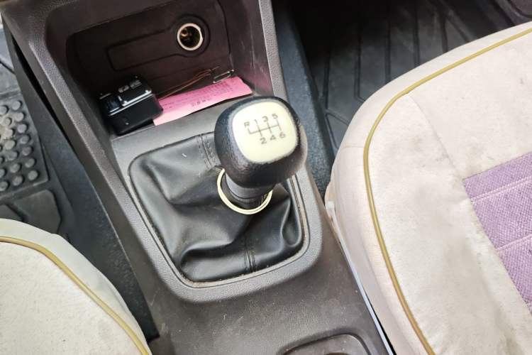 Used Wuling Hongguang 2019 1.5L S Standard Version China VI LAR Gear Lever