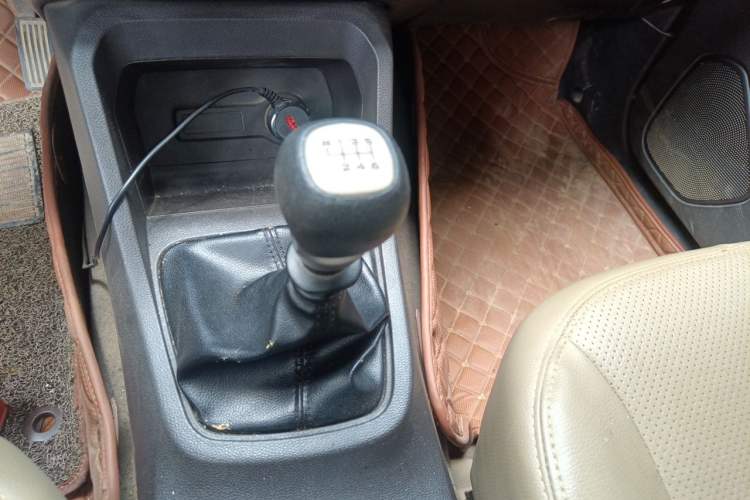 Used Wuling Hongguang 2019 1.5L S Standard Version China VI LAR Gear Lever