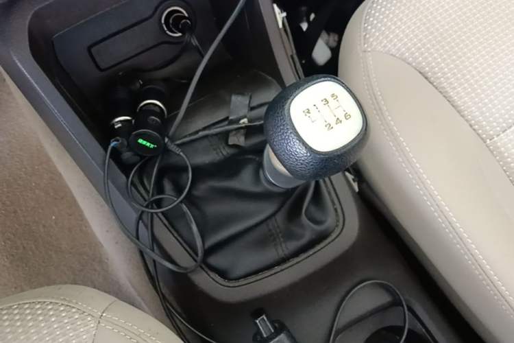 Used Wuling Hongguang 2019 1.5L S Standard Version China VI LAR Gear Lever