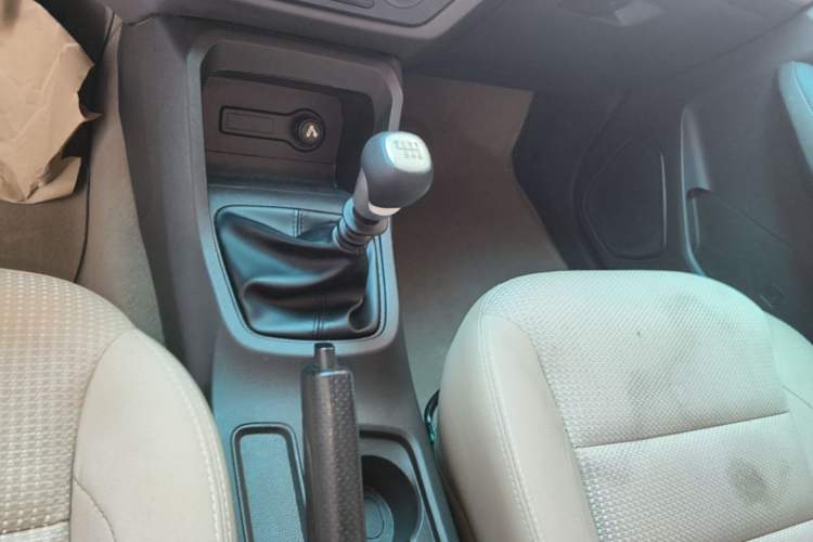 Used Wuling Hongguang 2019 1.5L S Standard Version China VI LAR Gear Lever