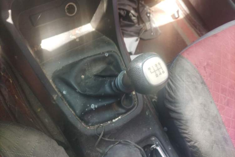 Used Wuling Hongguang 2019 1.5L S Standard Version China VI LAR Gear Lever