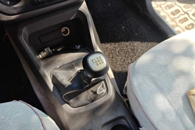 Used Wuling Hongguang 2019 1.5L S Standard Version China VI LAR Gear Lever