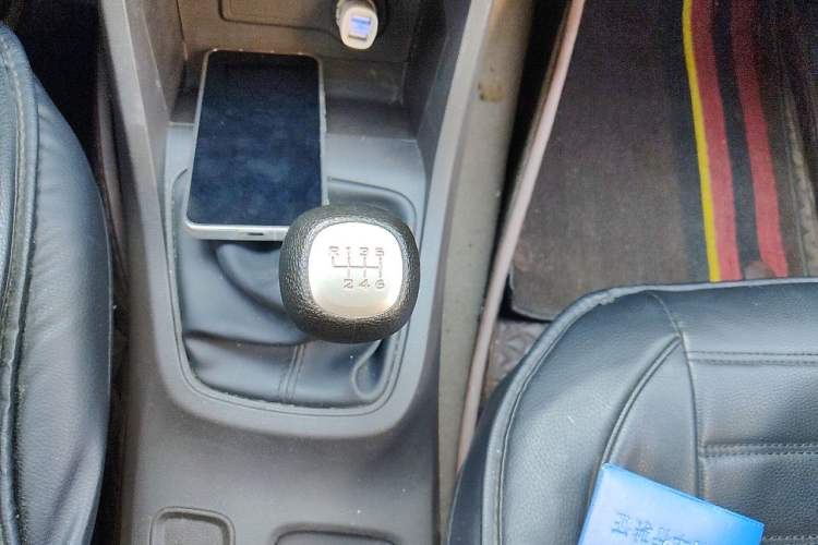 Used Wuling Hongguang 2019 1.5L S Standard Version China VI LAR Gear Lever