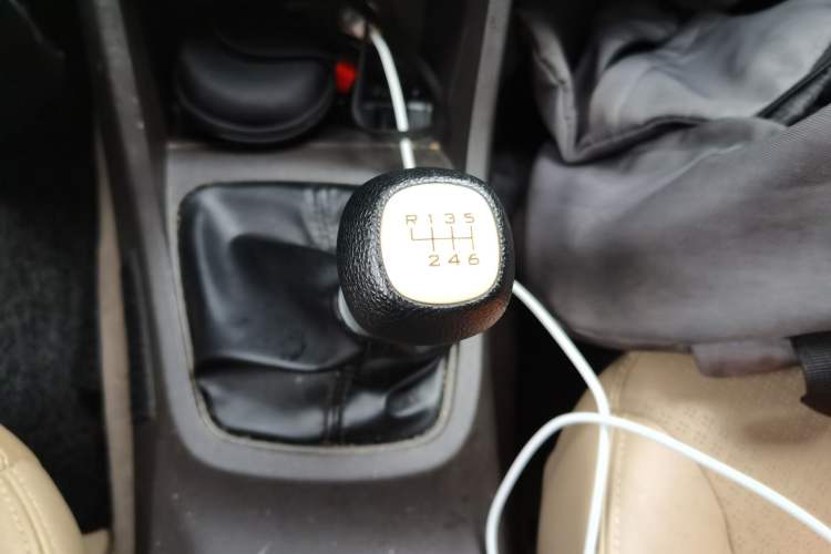 Used Wuling Hongguang 2019 1.5L S Comfort Edition China VI LAR Gear Lever