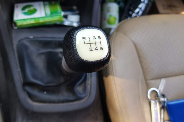 Used Wuling Hongguang 2019 1.5L S Comfort Edition China VI LAR Gear Lever