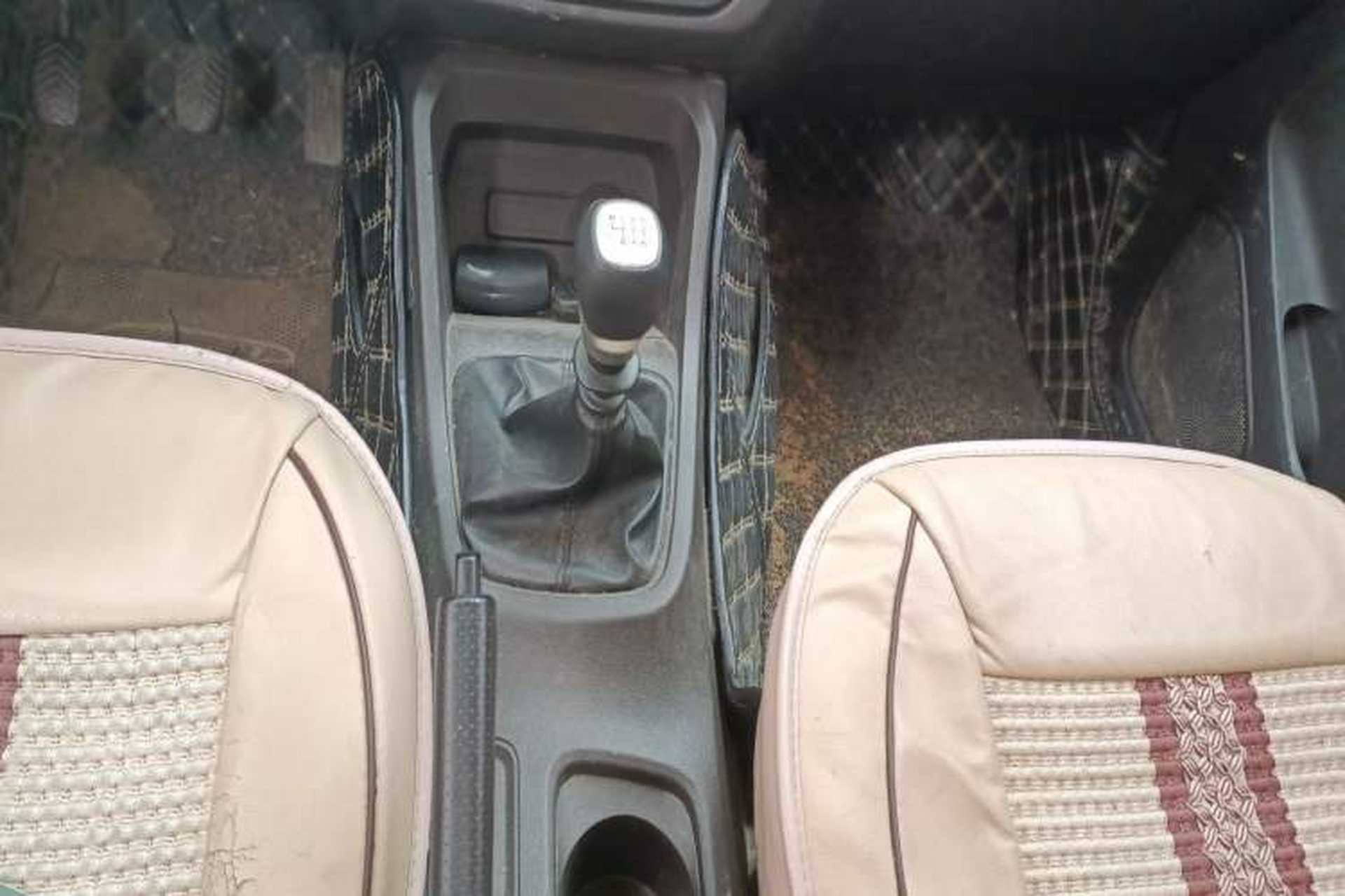 Used Wuling Hongguang 2019 1.5L S Standard Version China VI LAR Gear Lever