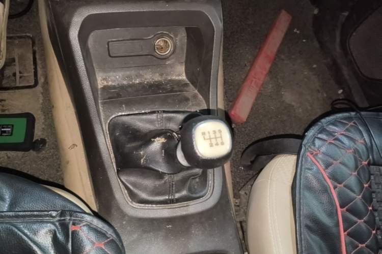 Used Wuling Hongguang 2019 1.5L S Standard Version China VI LAR Gear Lever