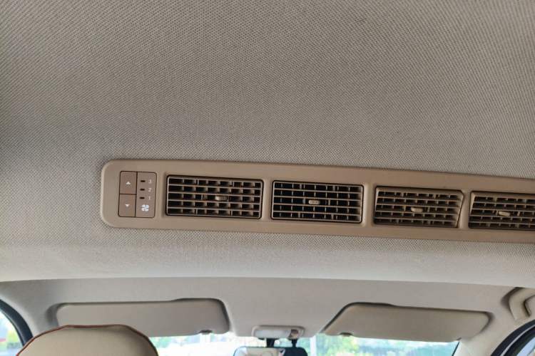 Used Wuling Hongguang 2019 1.5L S Comfort Edition China VI LAR Headliner