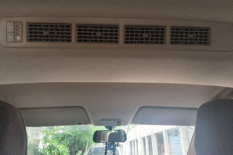 Used Wuling Hongguang 2019 1.5L S Standard Version China VI LAR Headliner