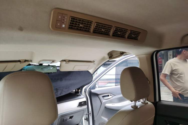 Used Wuling Hongguang 2019 1.5L S Comfort Edition China VI LAR Headliner