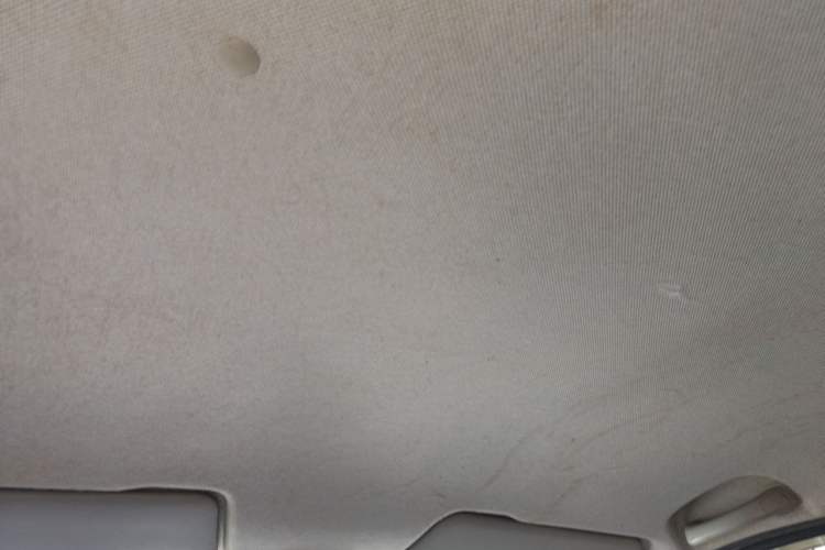 Used Wuling Hongguang 2019 1.5L S Basic Version China VI Standard LAR Headliner