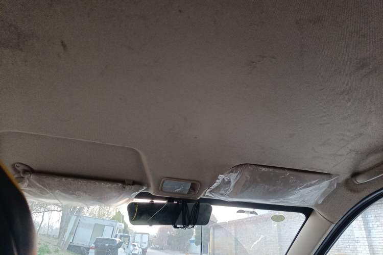 Used Wuling Hongguang 2019 1.5L S Basic Version China VI Standard LAR Headliner