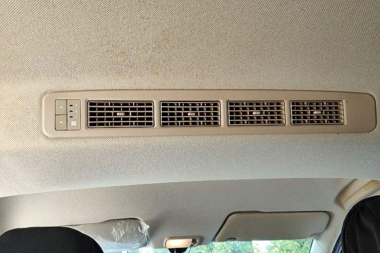 Used Wuling Hongguang 2019 1.5L S Standard Version China VI LAR Headliner