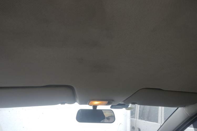 Used Wuling Hongguang 2019 1.5L S Basic Version China VI Standard LAR Headliner