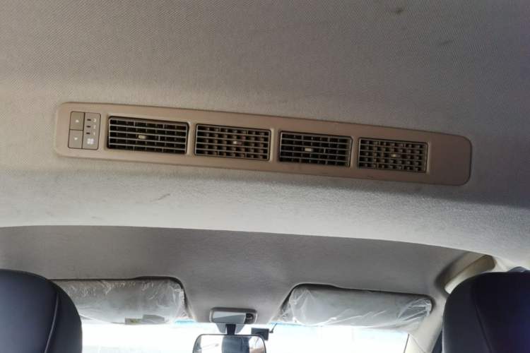 Used Wuling Hongguang 2019 1.5L S Standard Version China VI LAR Headliner