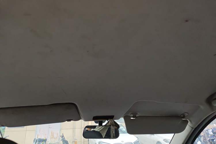 Used Wuling Hongguang 2019 1.5L S Basic Version China VI Standard LAR Headliner