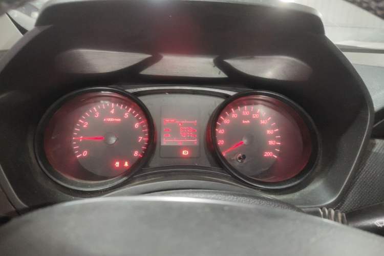 Used Wuling Hongguang 2019 1.5L S Basic Version China VI Standard LAR Instrument Cluster