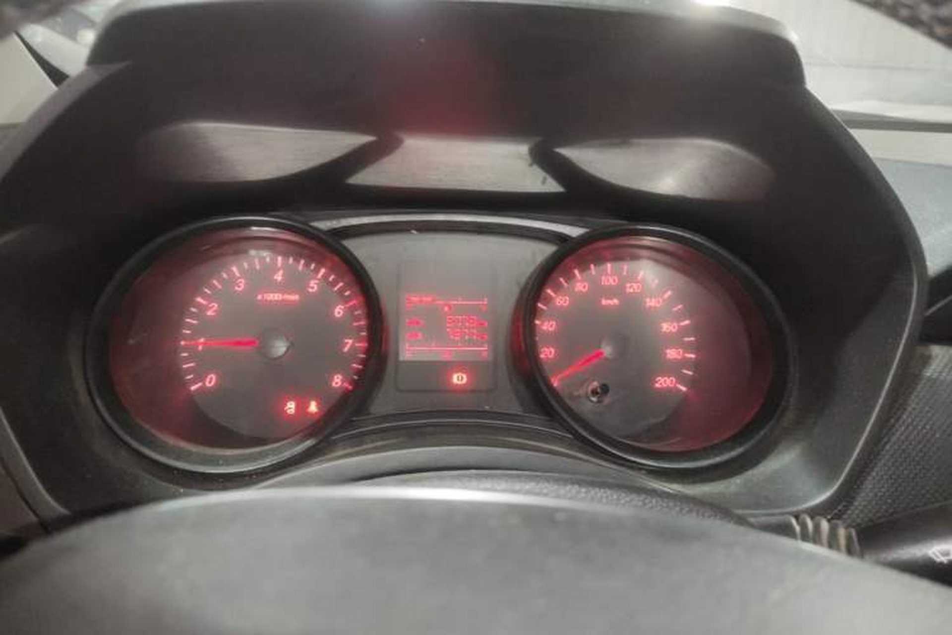 Used Wuling Hongguang 2019 1.5L S Basic Version China VI Standard LAR Instrument Cluster
