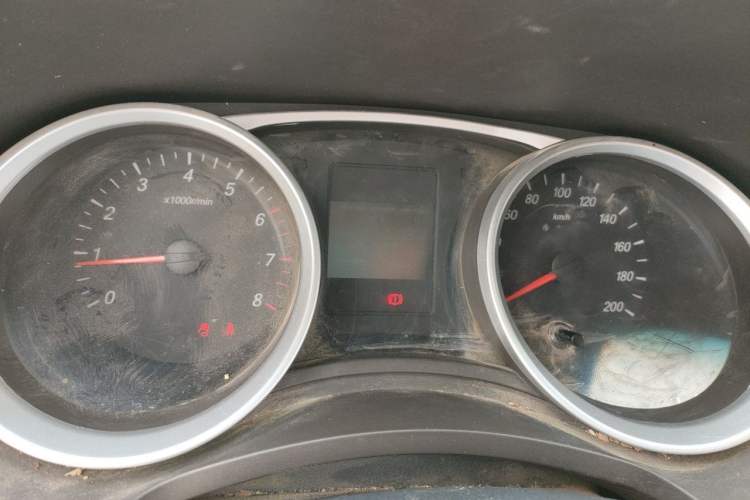 Used Wuling Hongguang 2019 1.5L S Comfort Edition China VI LAR Instrument Cluster