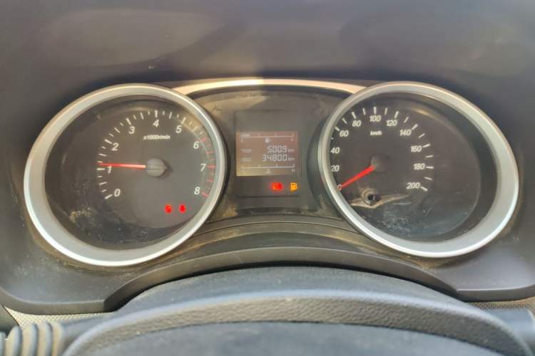 Used Wuling Hongguang 2019 1.5L S Comfort Edition China VI LAR Instrument Cluster
