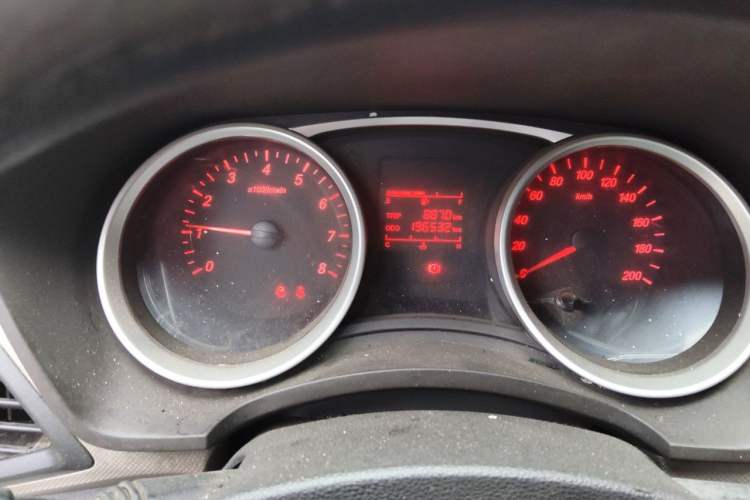 Used Wuling Hongguang 2019 1.5L S Standard Version China VI LAR Instrument Cluster