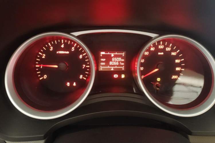 Used Wuling Hongguang 2019 1.5L S Standard Version China VI LAR Instrument Cluster
