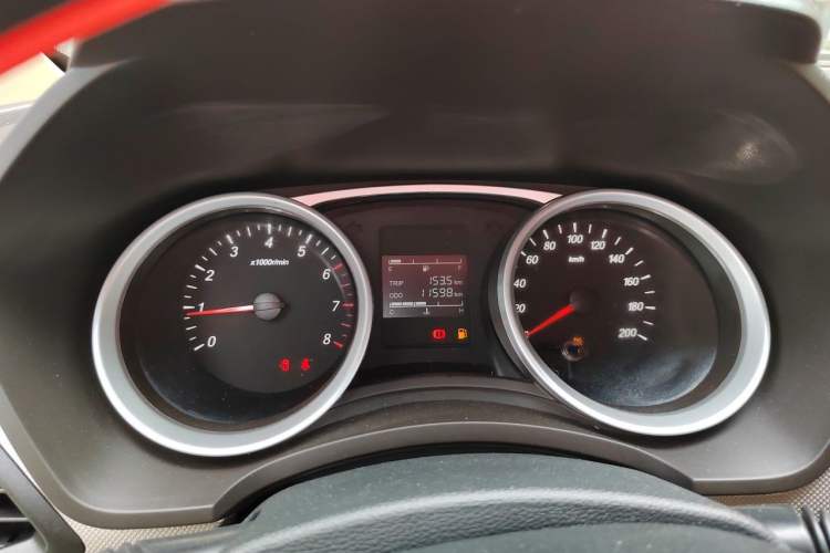 Used Wuling Hongguang 2019 1.5L S Comfort Edition China VI LAR Instrument Cluster