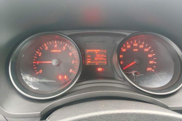 Used Wuling Hongguang 2019 1.5L S Basic Version China VI Standard LAR Instrument Cluster