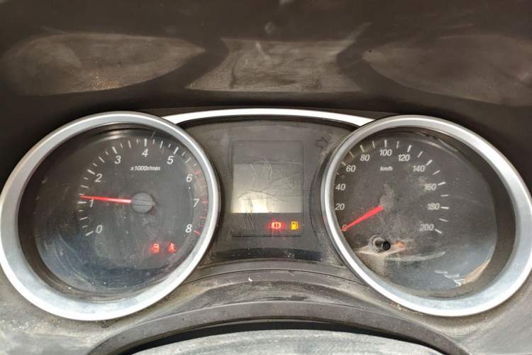 Used Wuling Hongguang 2019 1.5L S Comfort Edition China VI LAR Instrument Cluster