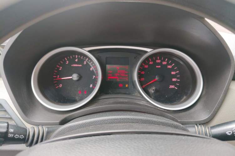 Used Wuling Hongguang 2019 1.5L S Standard Version China VI LAR Instrument Cluster