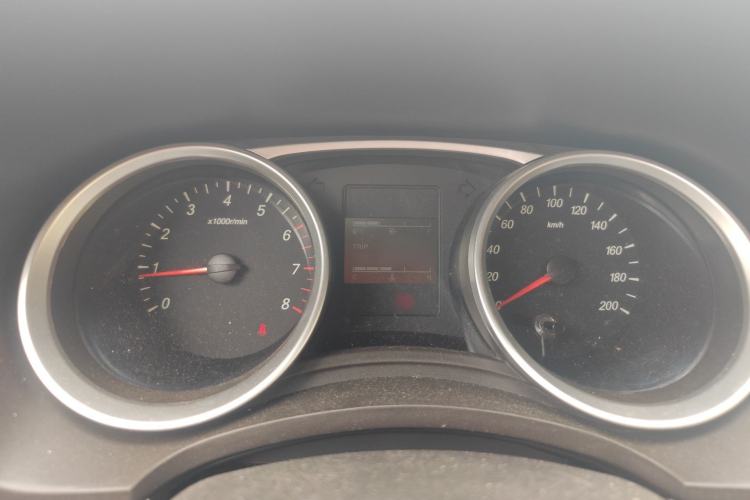 Used Wuling Hongguang 2019 1.5L S Comfort Edition China VI LAR Instrument Cluster