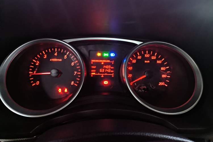 Used Wuling Hongguang 2019 1.5L S Standard Version China VI LAR Instrument Cluster