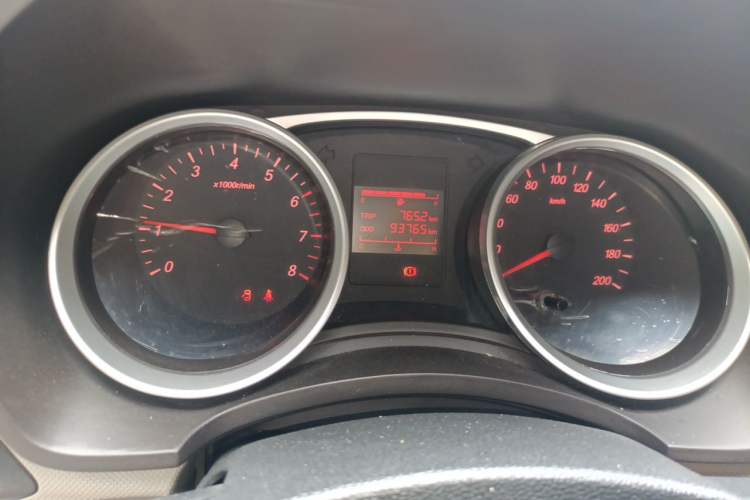 Used Wuling Hongguang 2019 1.5L S Standard Version China VI LAR Instrument Cluster
