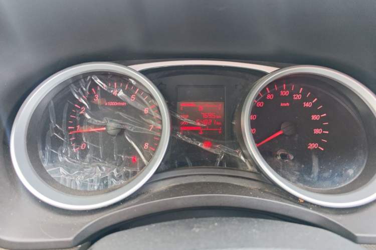 Used Wuling Hongguang 2019 1.5L S Standard Version China VI LAR Instrument Cluster
